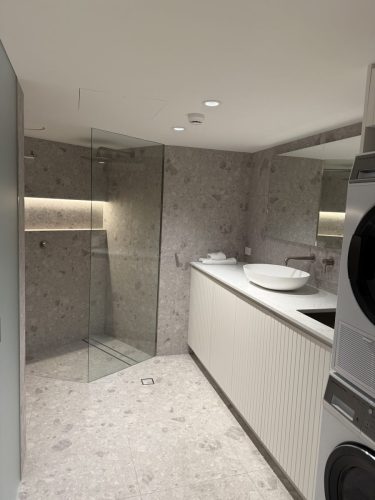 Main-Bathroom